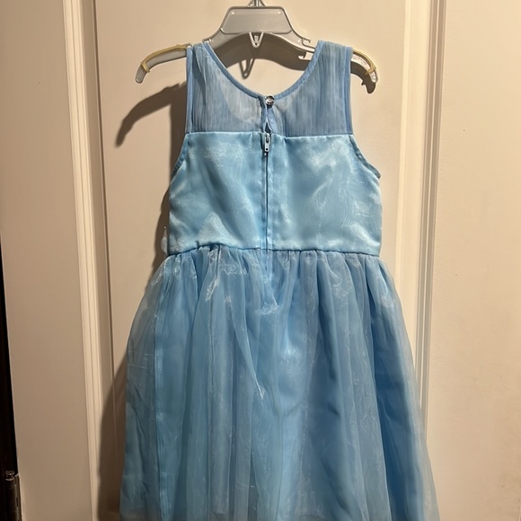 Cinderella dress from Disney store size 5/6 excellent used condition - Picture 8 of 12